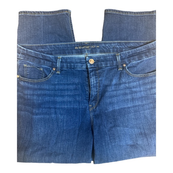 Chico’s The So Lifting Crop Jeans - Picture 6 of 10